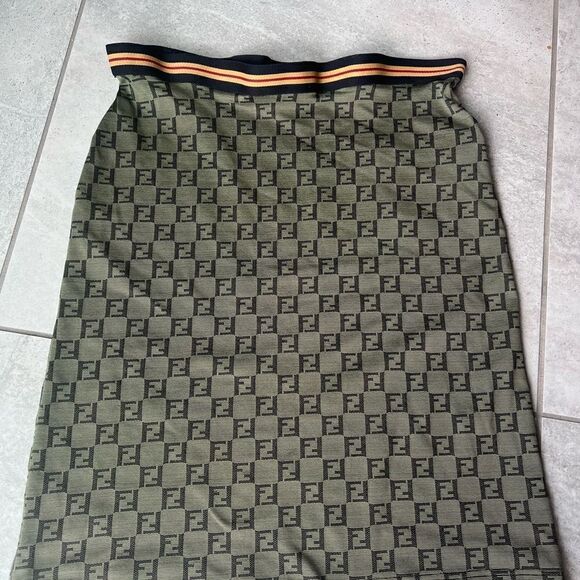 100% Authentic Vintage Fendi Zucca print Monogram logo skirt Size 40 Euro Small/ - Picture 2 of 5